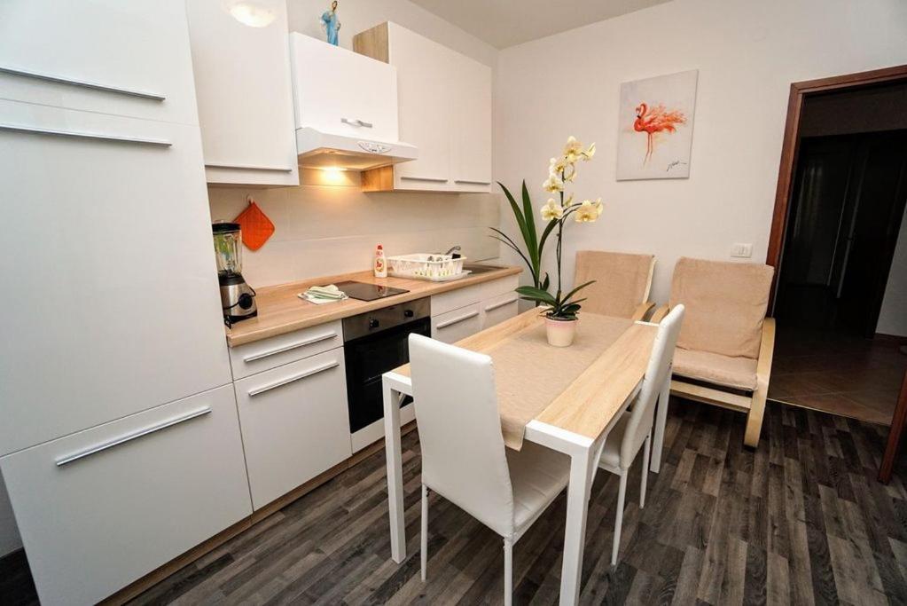 Apartman Dea Crveni Vrh Luaran gambar